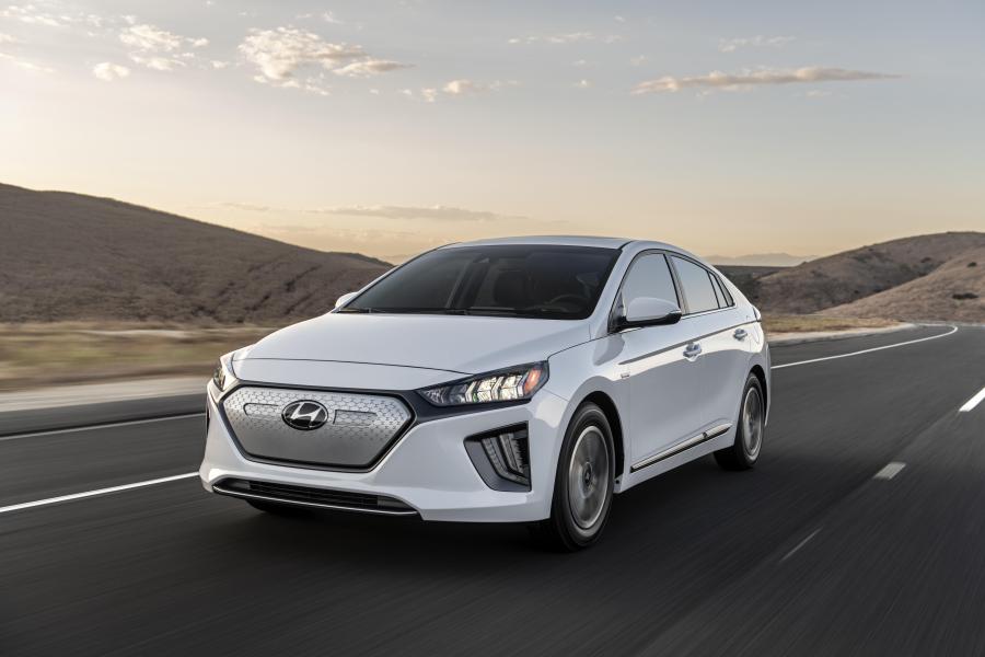  Hyundai IONIQ electric (AE) 2019 года  (NA) (фото 1 из 40)